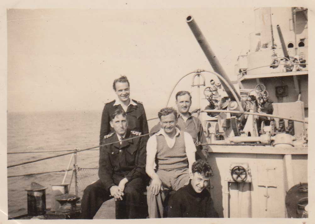 Cornelius-Snelling-group-picture.jpg