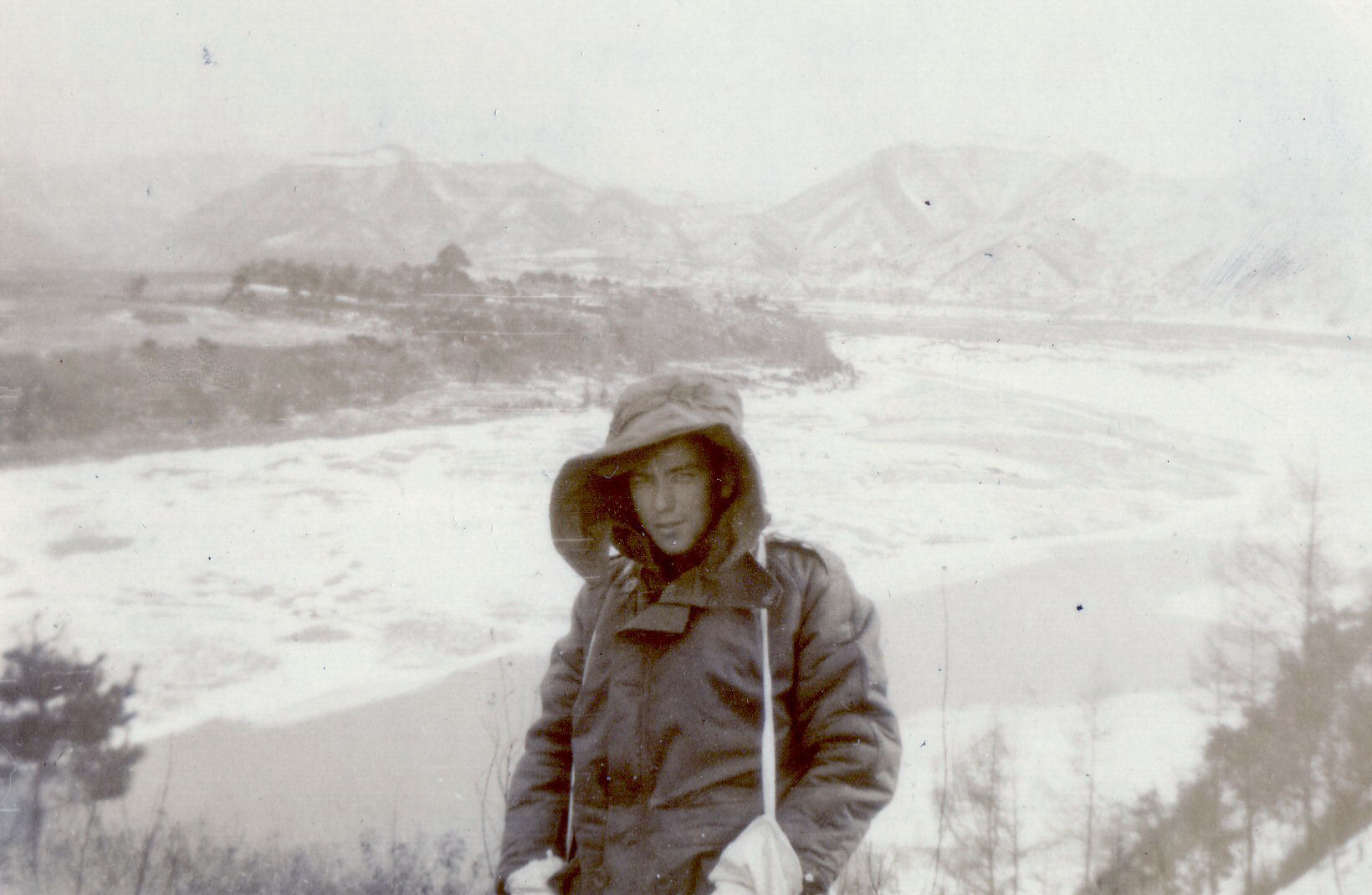 Self River Imjim Jan 1952.jpg